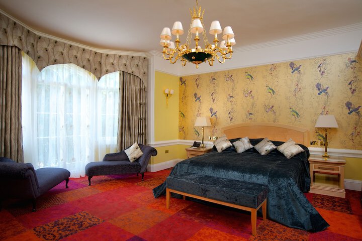 Room 10 of 59