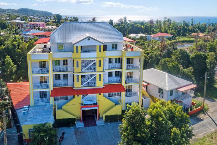 Hotel 80 of 87