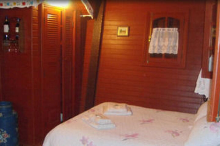 Room 5 of 5