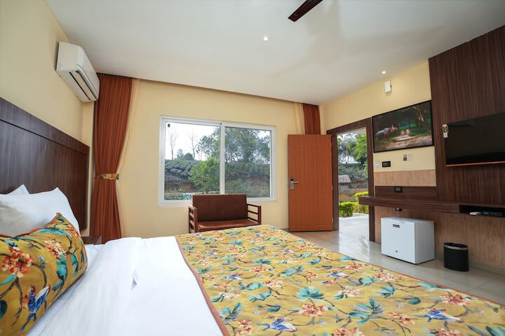 Room 26 of 64