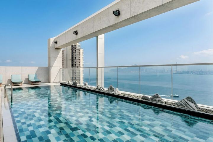 Pool Hotel
