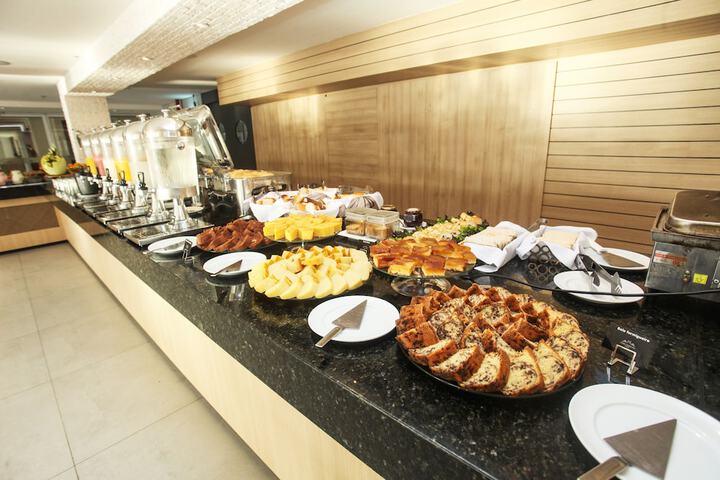 Dining 98 of 122