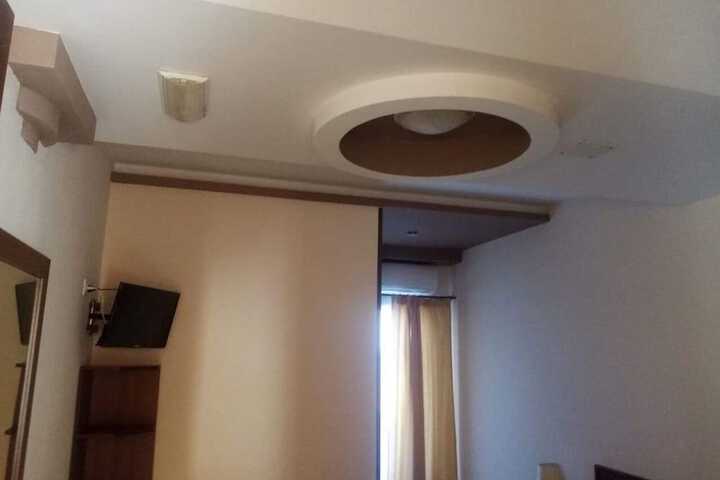 Room 22 of 27