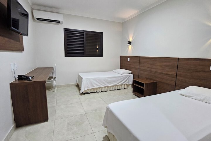 Room 47 of 89