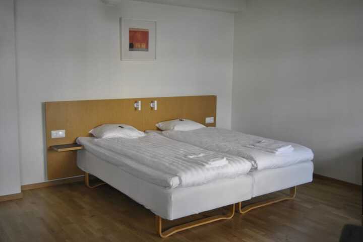 Room 30 of 58