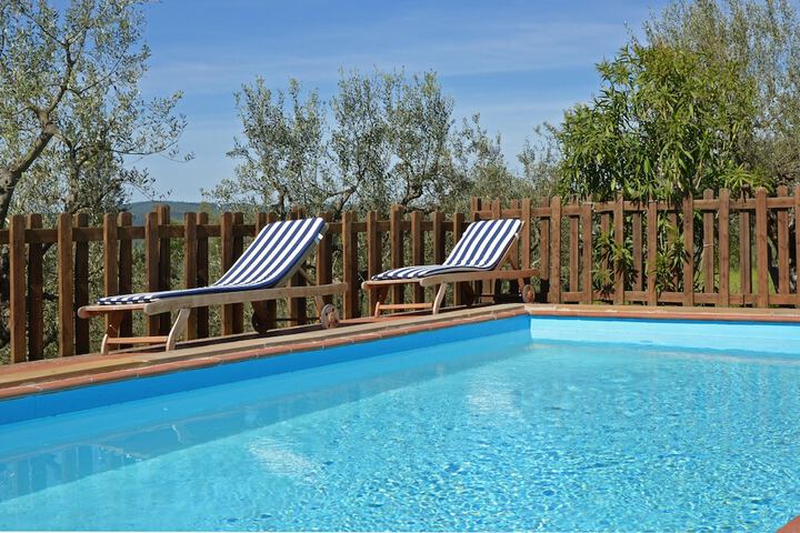 Pool 16 of 41