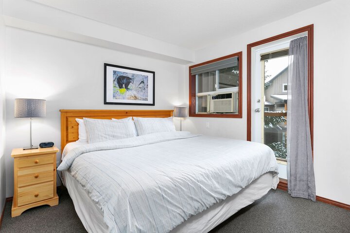 Room 20 of 227