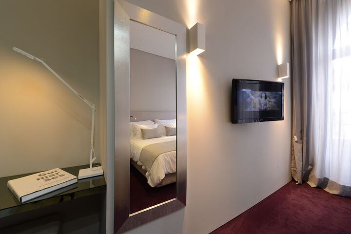 Room 11 of 46