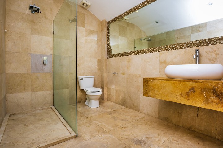 Room 41 of 45