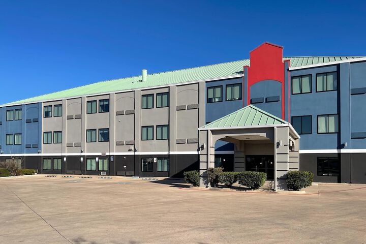 Hotel 27 of 27