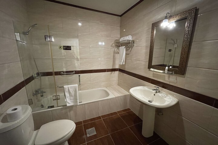 Room 40 of 128