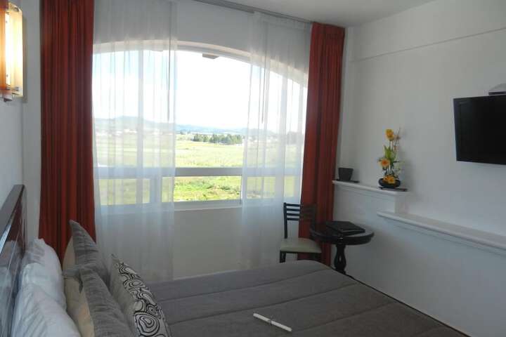 Room 19 of 60