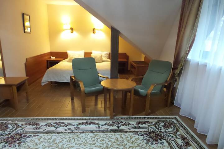 Room 5 of 39