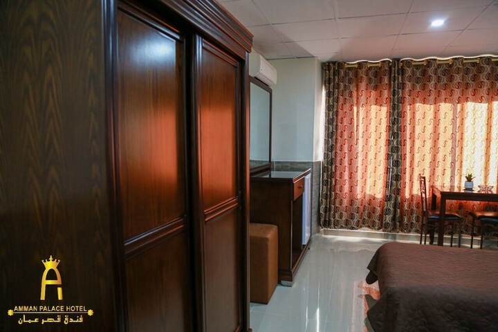 Room 27 of 74