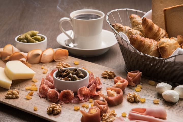 Breakfast/Coffee Service 79 of 97