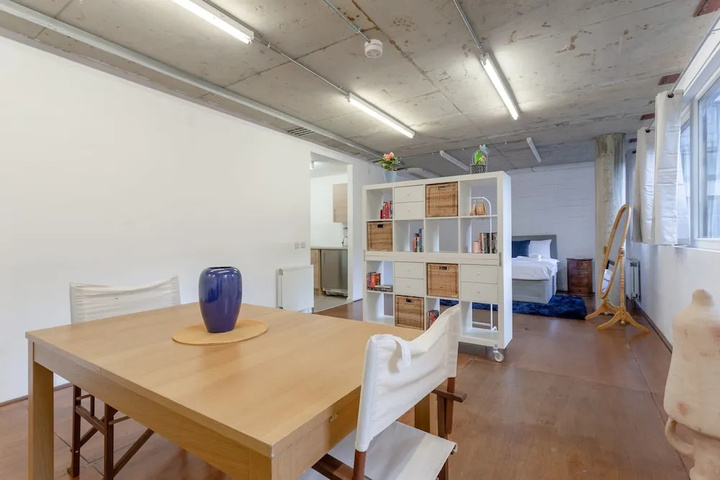 Room 2 of 12
