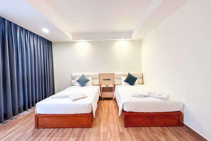 Room 14 of 40