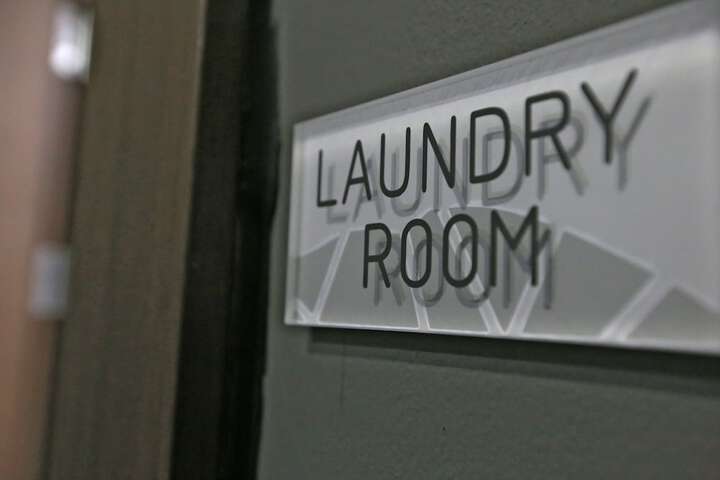 Room 23 of 38