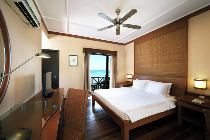 Room 19 of 46