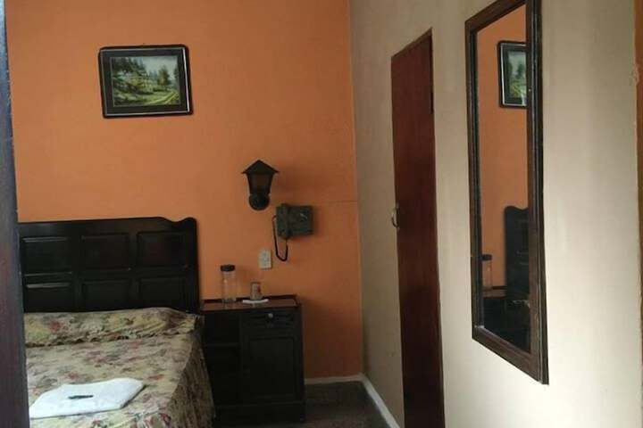 Room 5 of 22