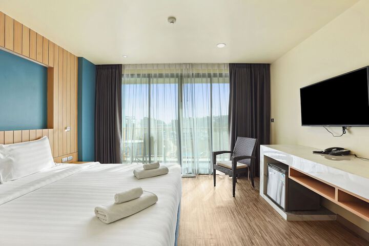 Room 19 of 48