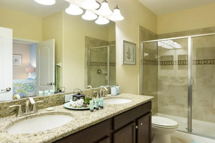 Room 7 of 21