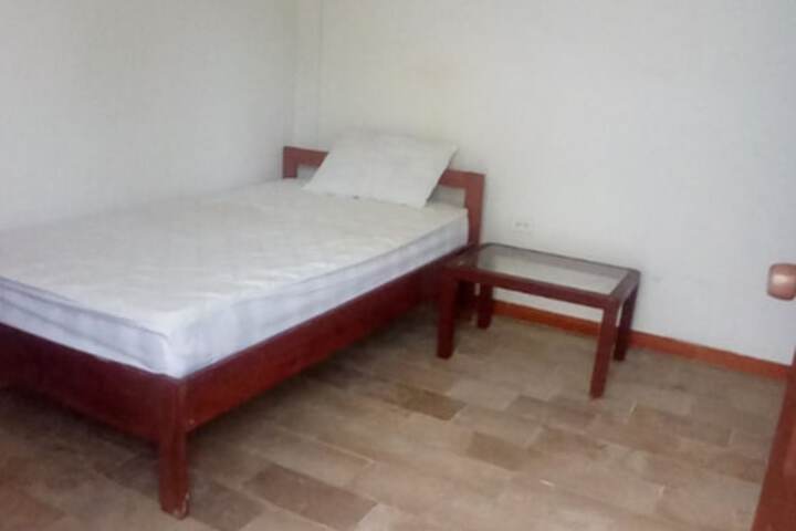Room 7 of 9