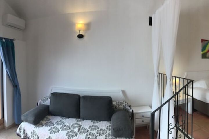 Room 34 of 138