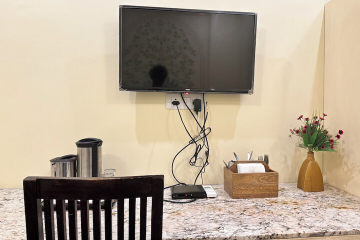 Room 10 of 62