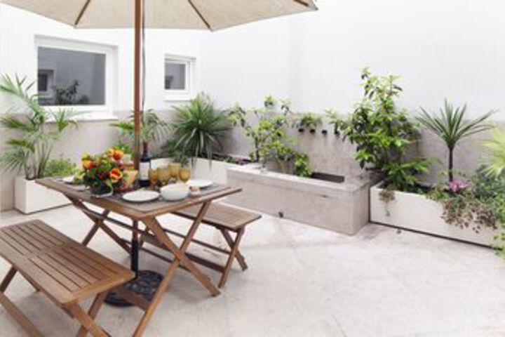 Terrace/Patio 30 of 33