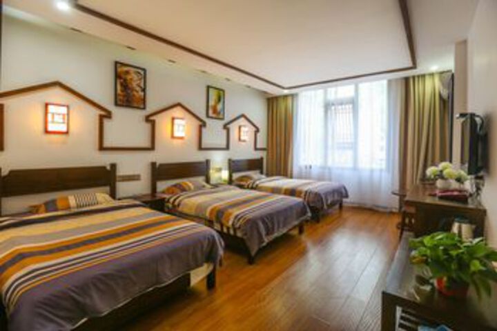 Room 14 of 23