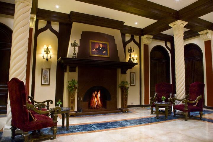 Hotel Interior 7 of 41