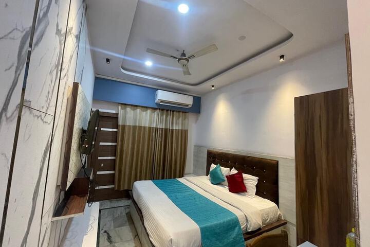 Room 18 of 63