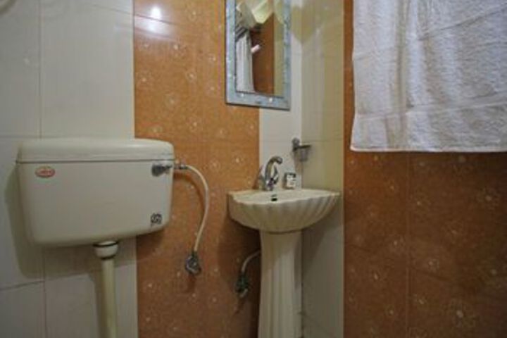 Room 3 of 23