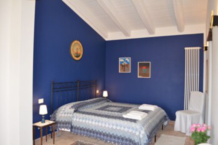 Room 35 of 44