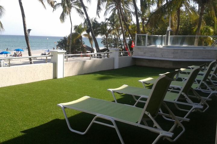 Sundeck 36 of 43