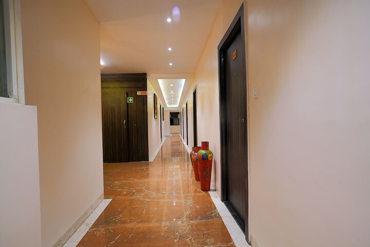 Hotel Interior 2 of 33