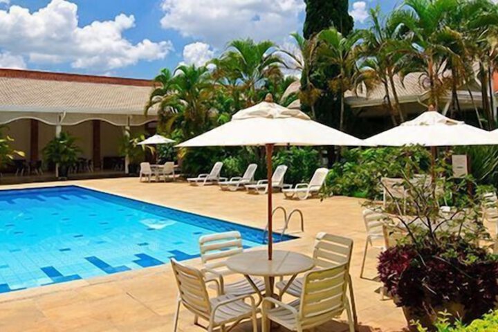 Hotel with Pool