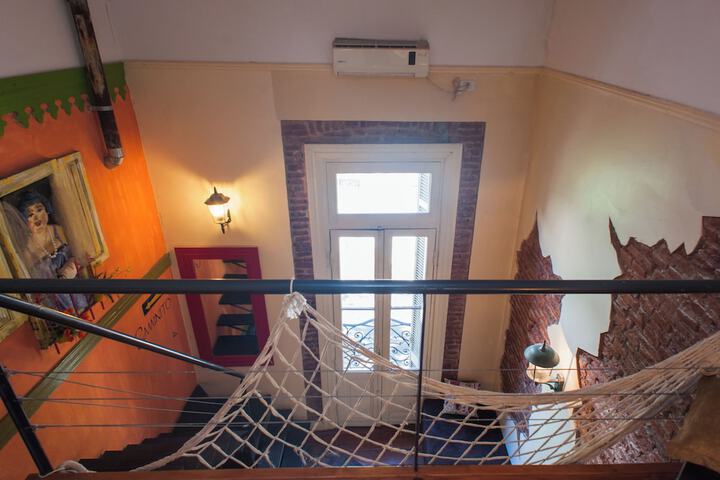 Room 51 of 278