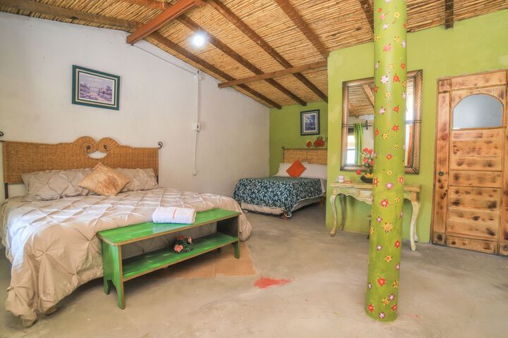 Room 10 of 24