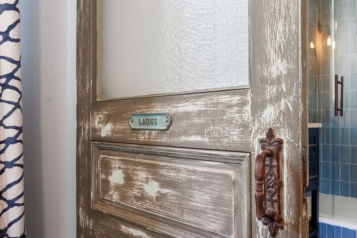 Room 138 of 164