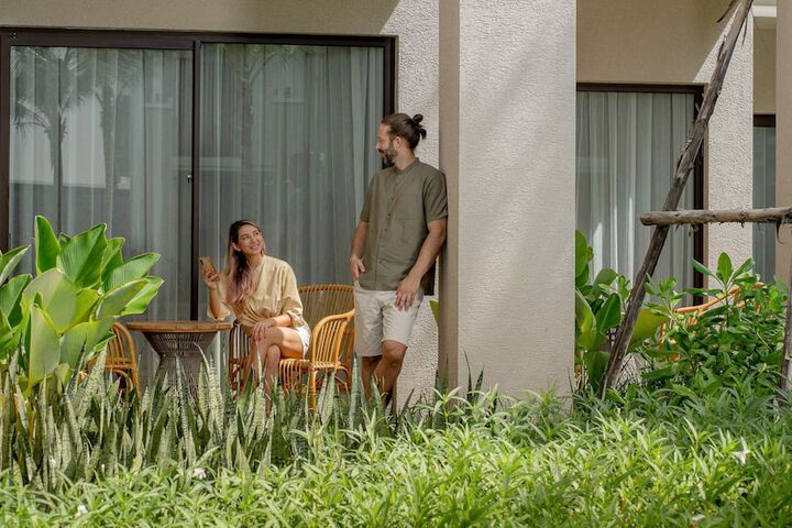 Hotel Exterior 196 of 205