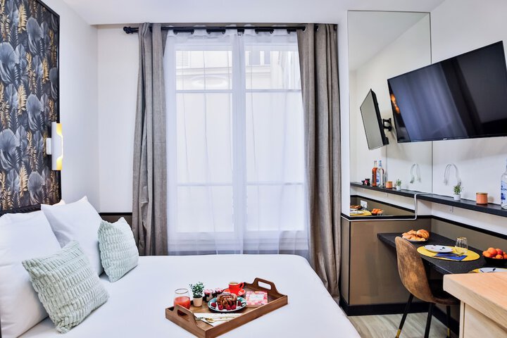 Room 18 of 52