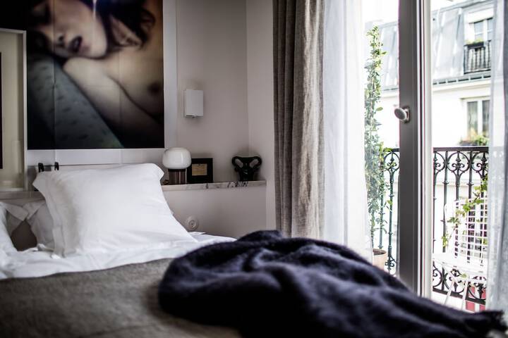 Room 10 of 91