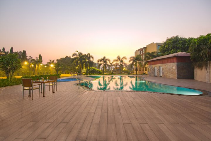 Pool 22 of 62