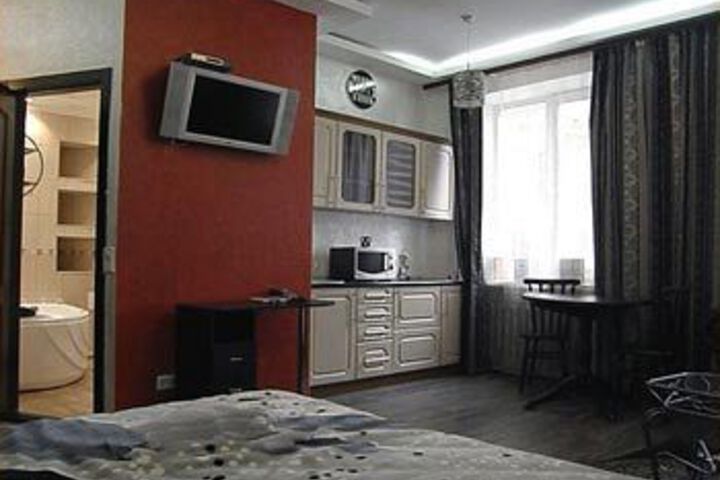 Room 3 of 6