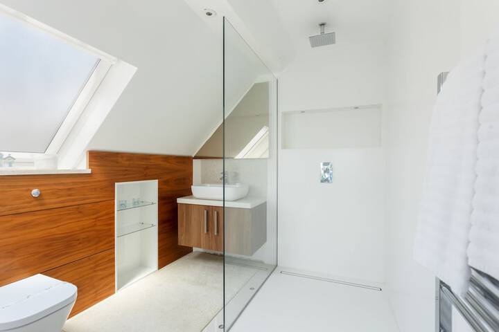 General 16 of 40