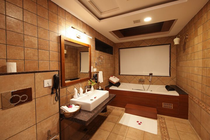 Room 63 of 149