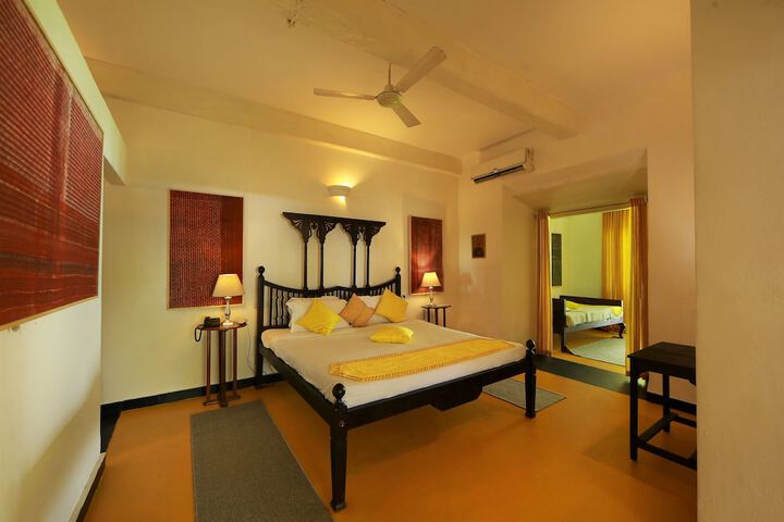 Room 8 of 24