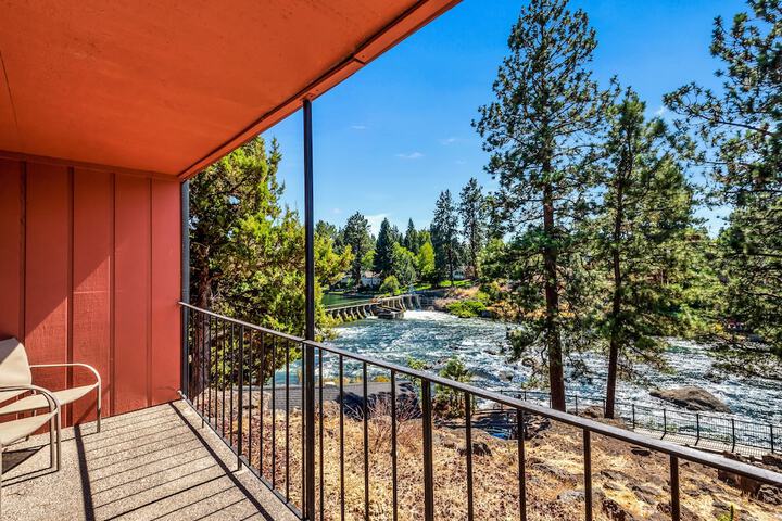 Terrace/Patio 301 of 398